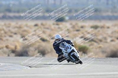 media/Dec-07-2025-CVMA (Sun) [[3e7d2de5dc]]/Race 12- Formula 40 MW and LW/